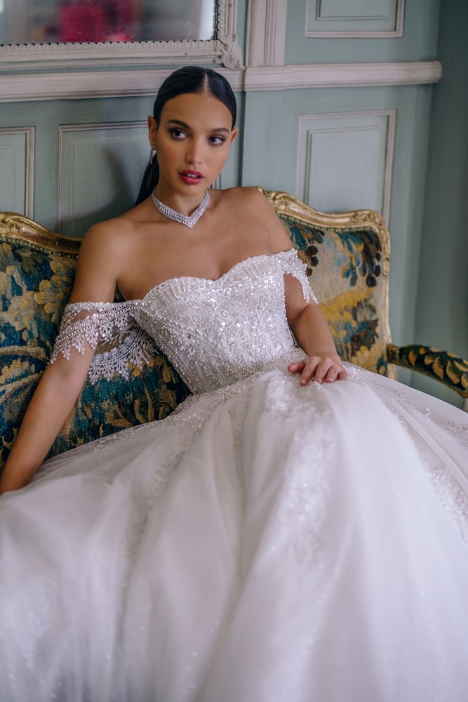 Ari 3 wedding dress by WONÁ Concept from Atelier collection
